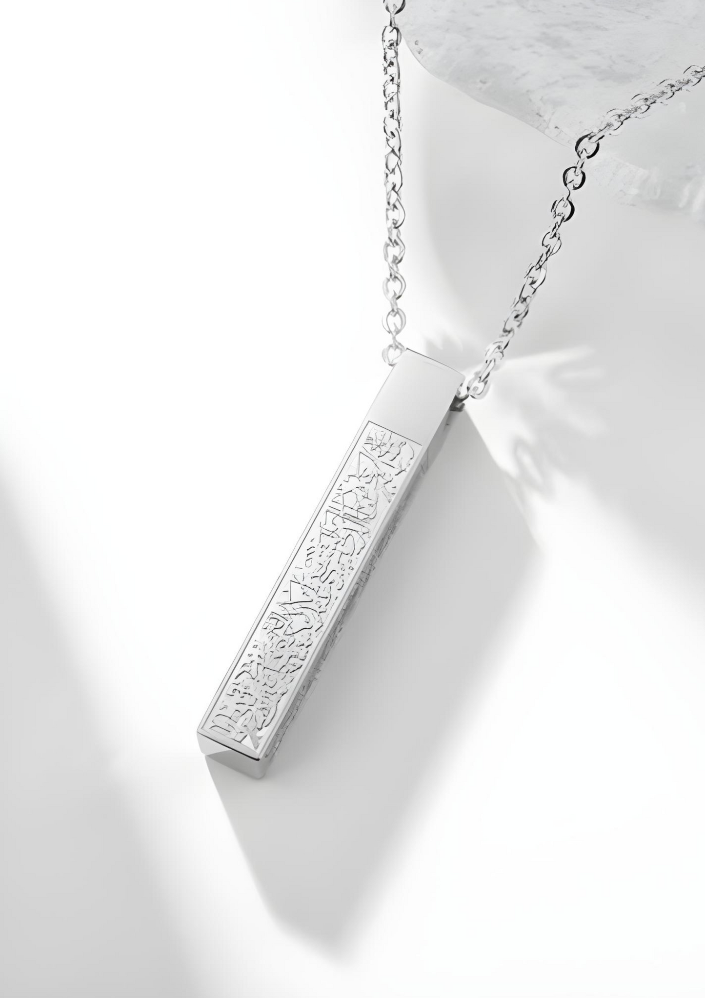 Collier pendentif cube Ayatul Kursi en acier inoxydable
